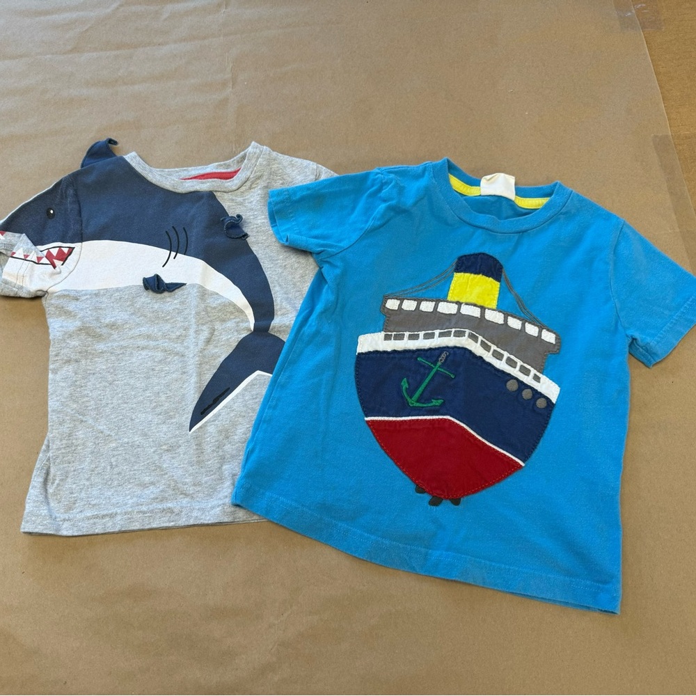 Set of 2 Mini Boden t-shirts size 3-4